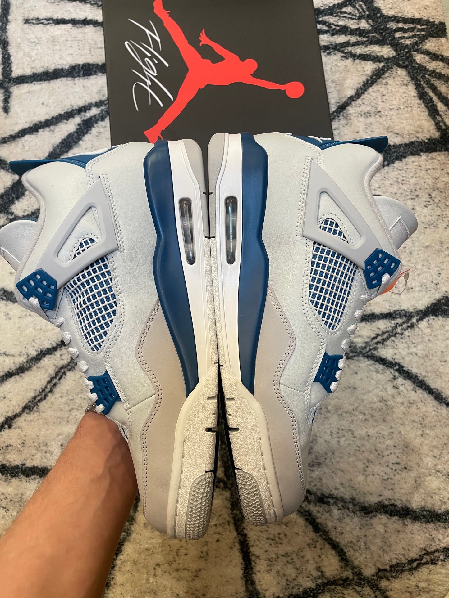 Air Jordan 4 Military Blue