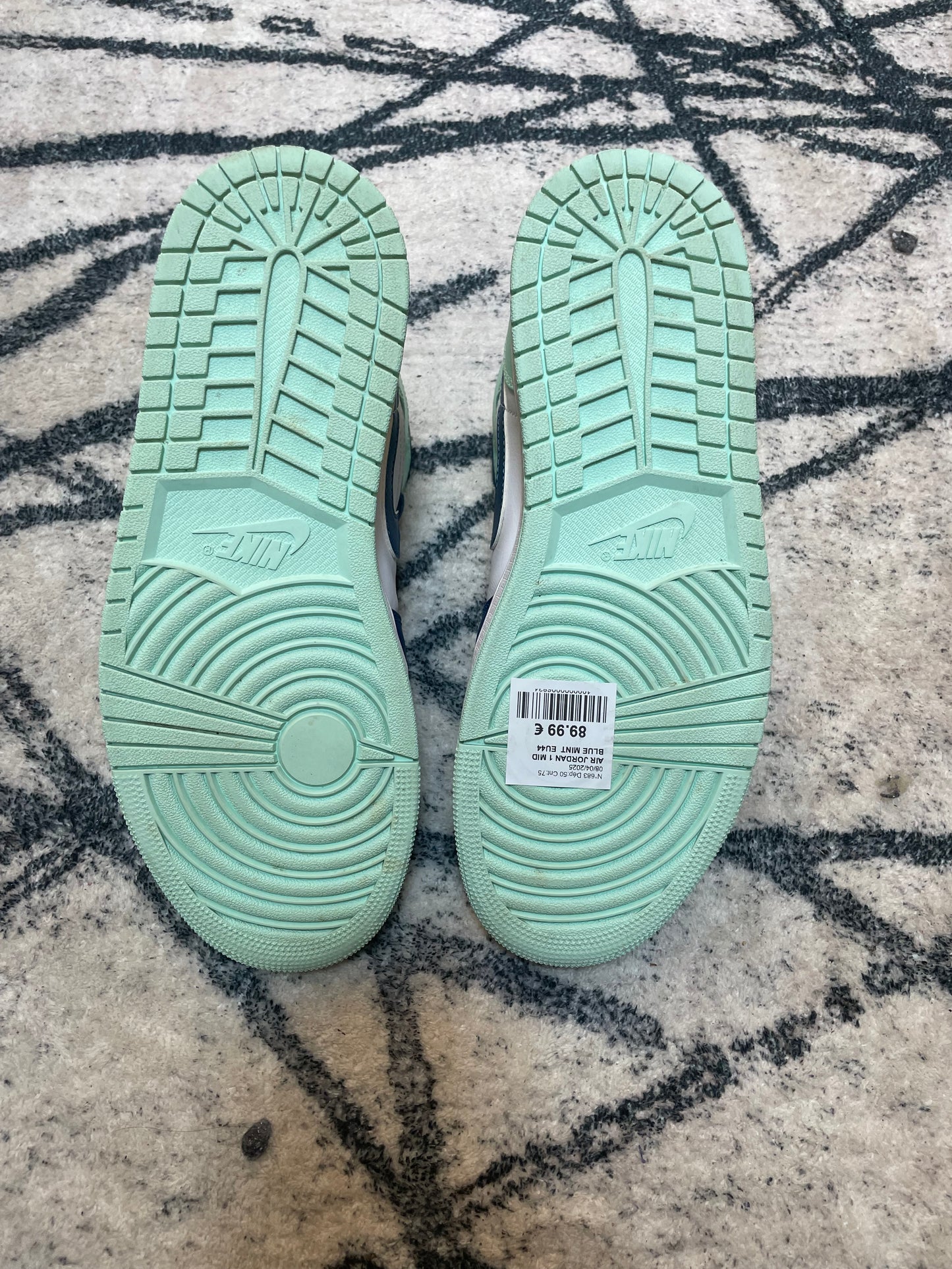 Air Jordan 1 Blue Mint