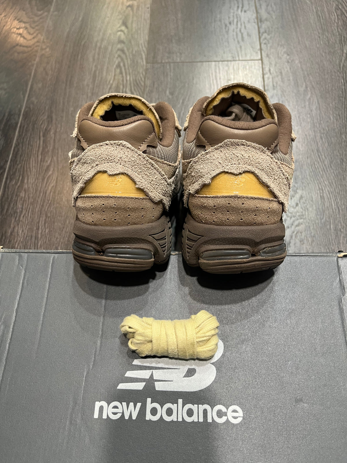 New Balance 2002R Mocha