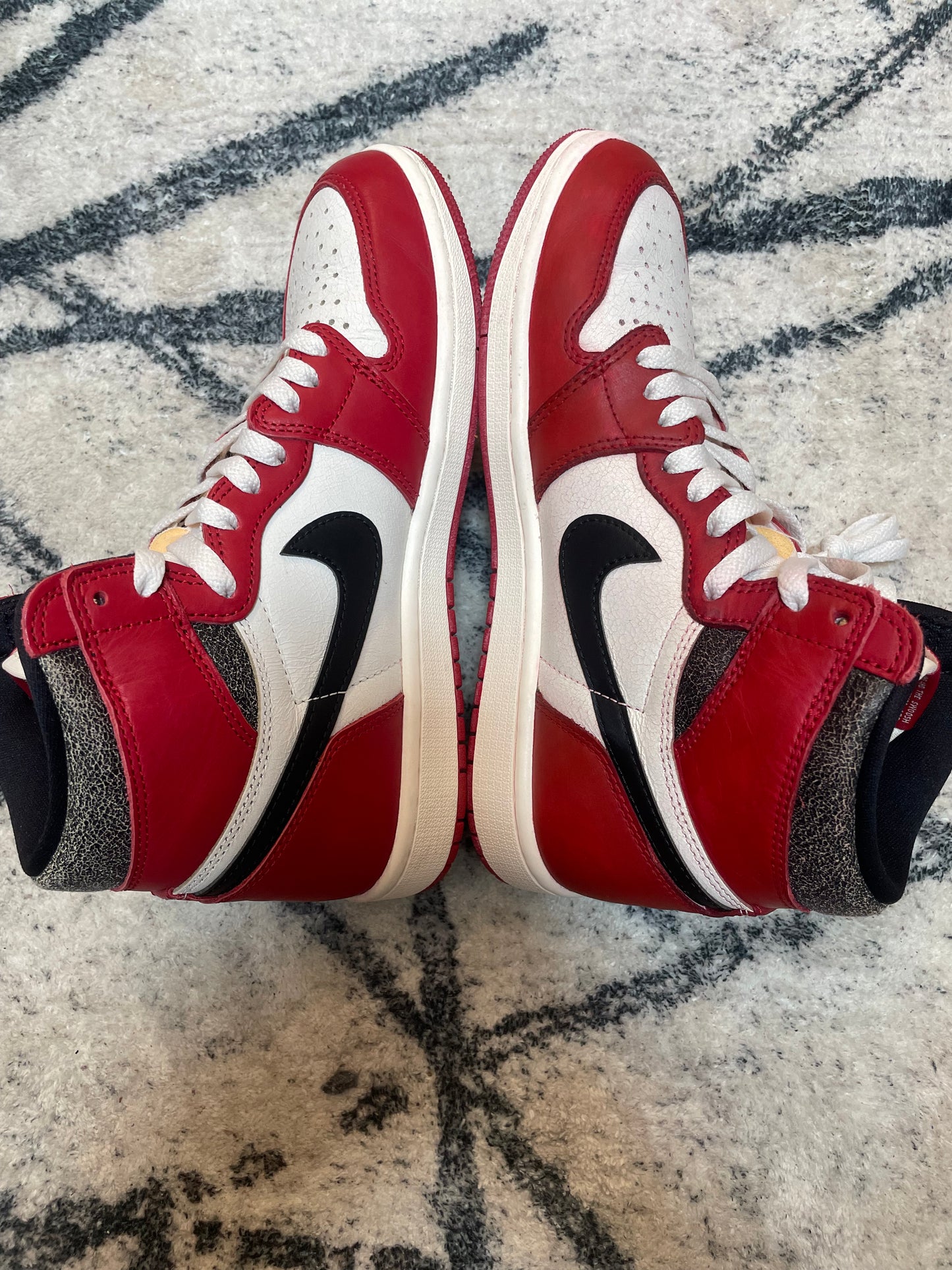 Air Jordan 1 Lost & Found