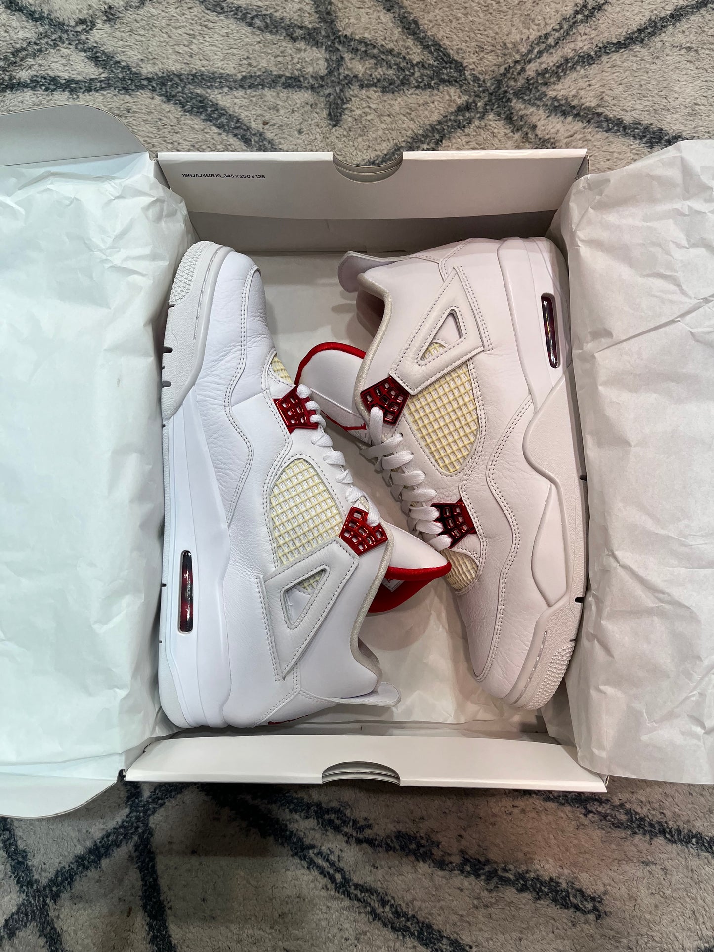 Air Jordan 4 Metallic Red