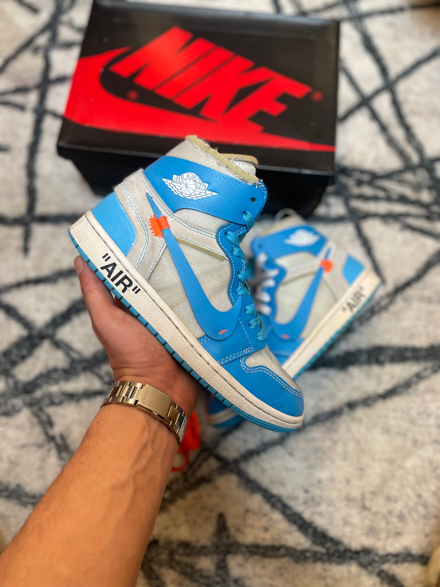 Air Jordan 1 Off White UNC
