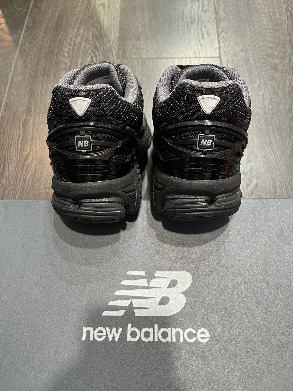 New Balance 1906U Grey Black