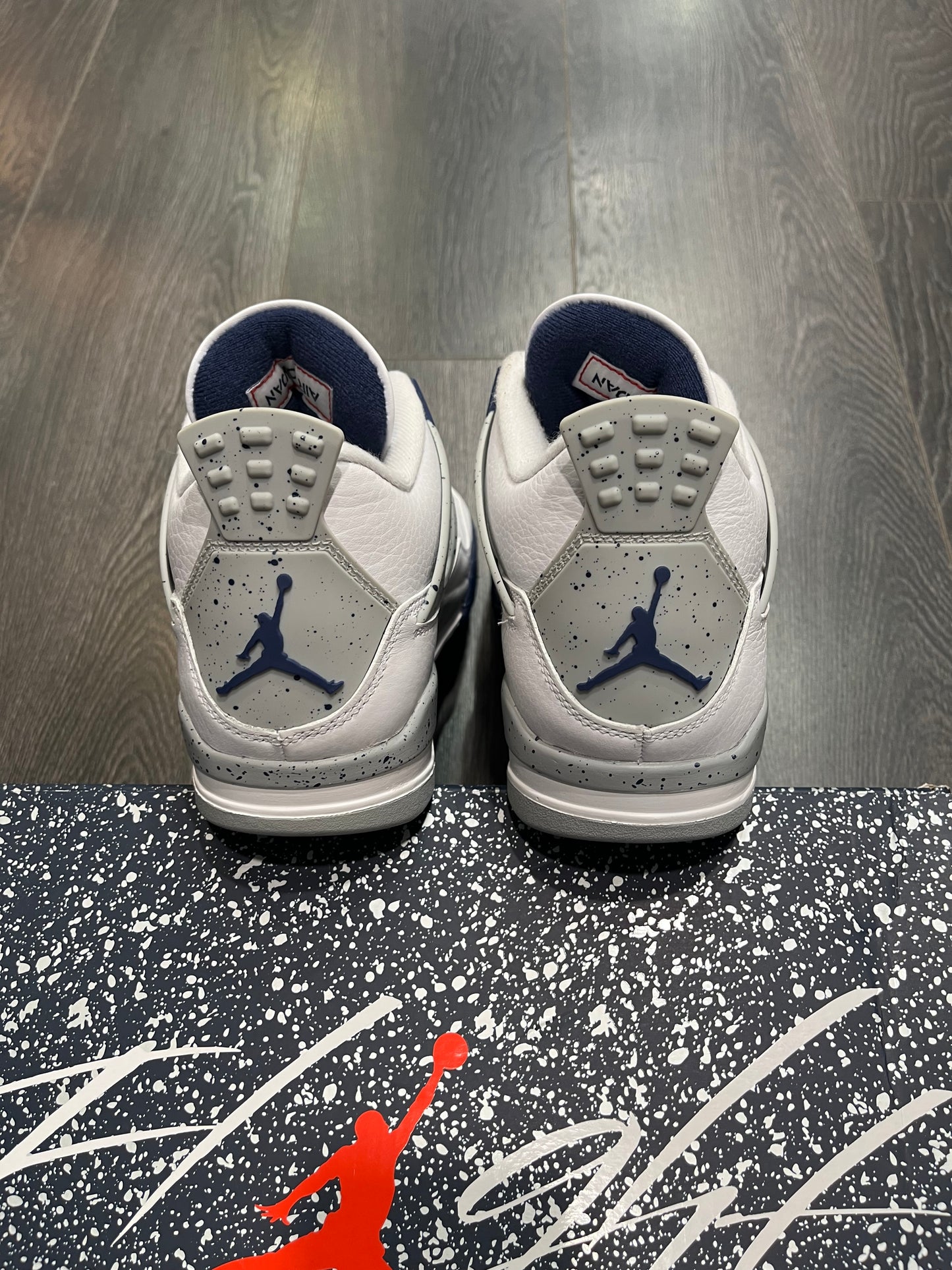 Air Jordan 4 Midnight Navy
