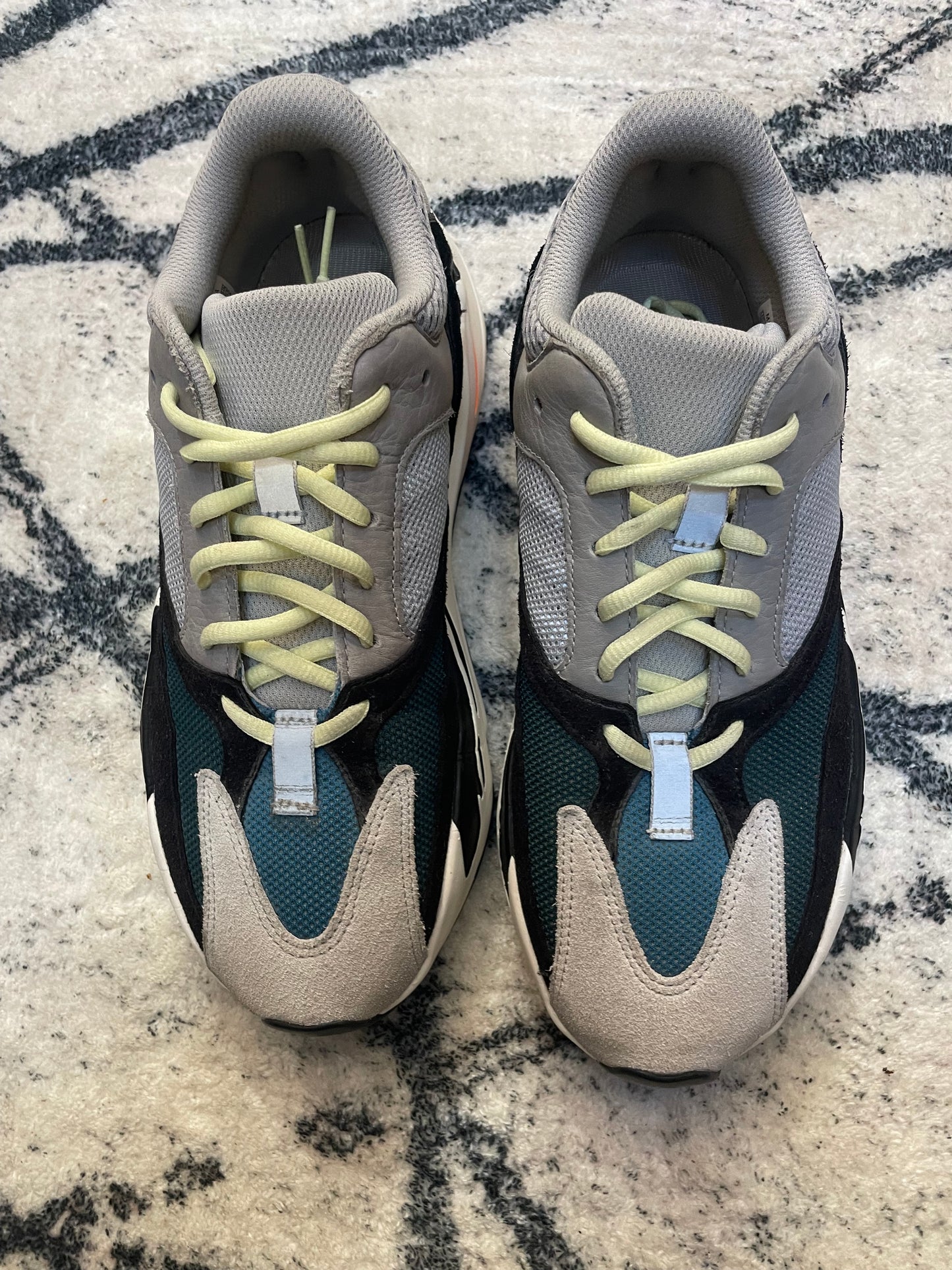 Yeezy 700 Wave Runner