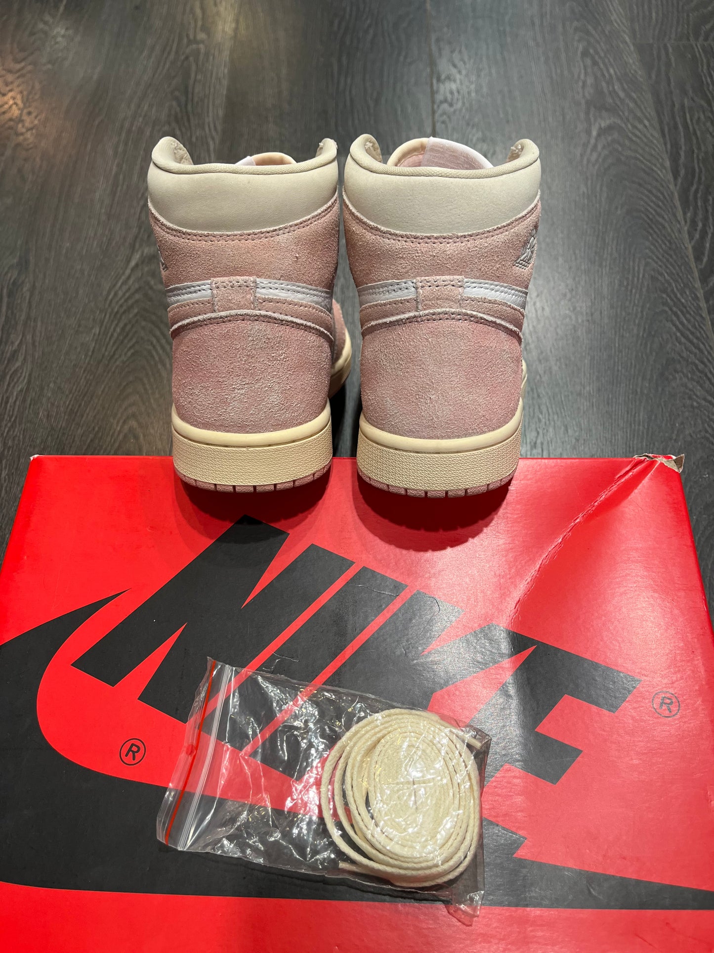 Air Jordan 1 High Washed Pink
