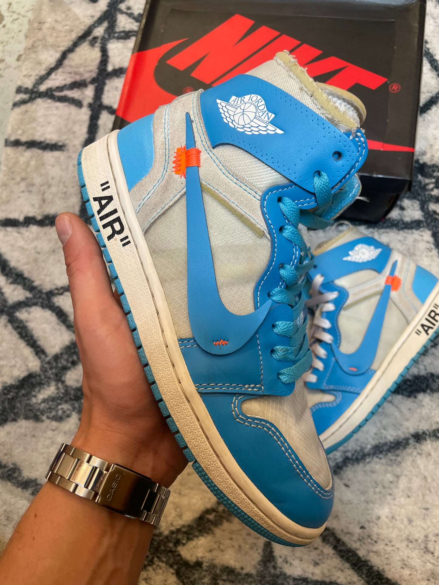 Air Jordan 1 Off White UNC