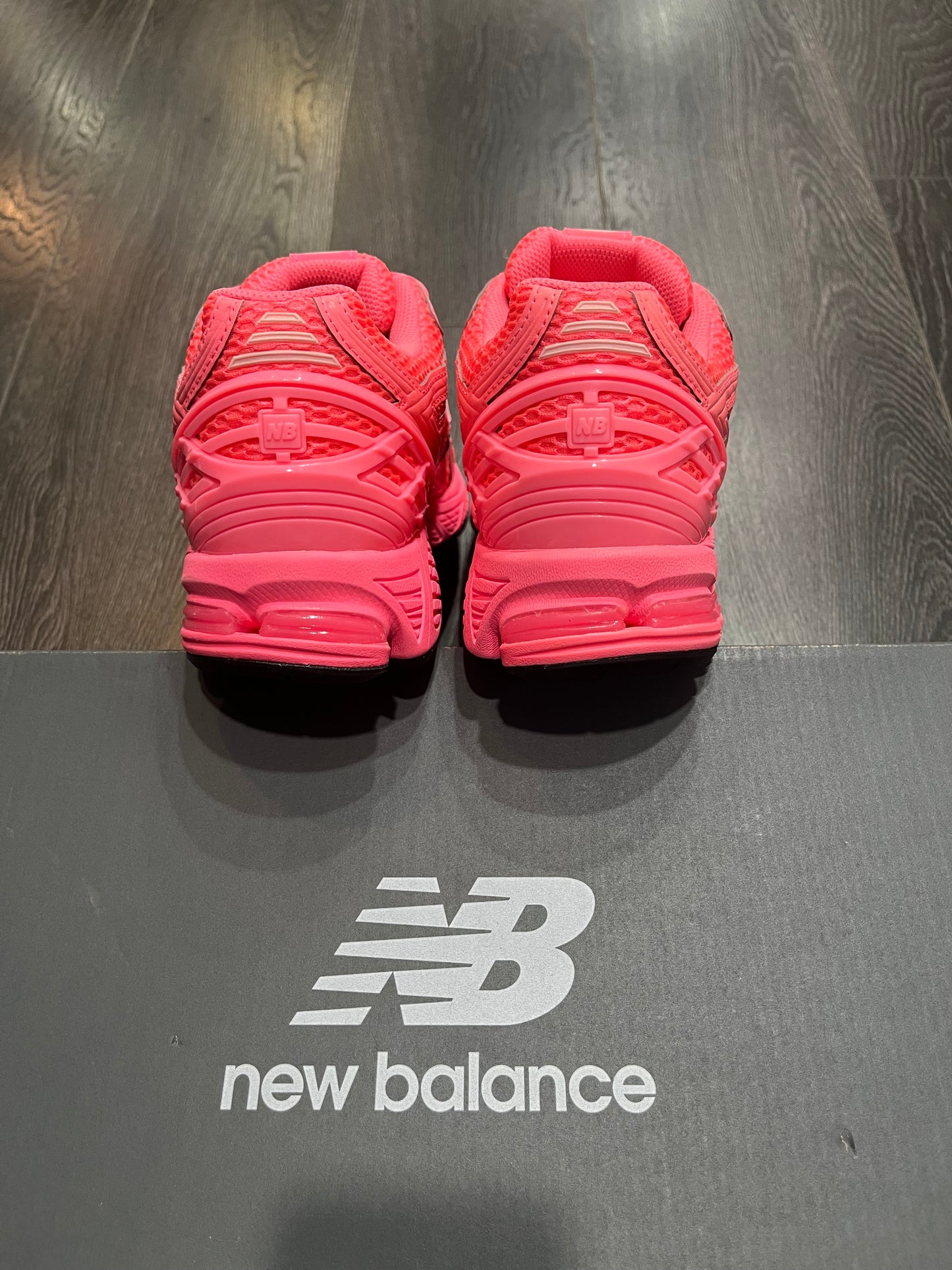 New Balance 1906R Asos Pink