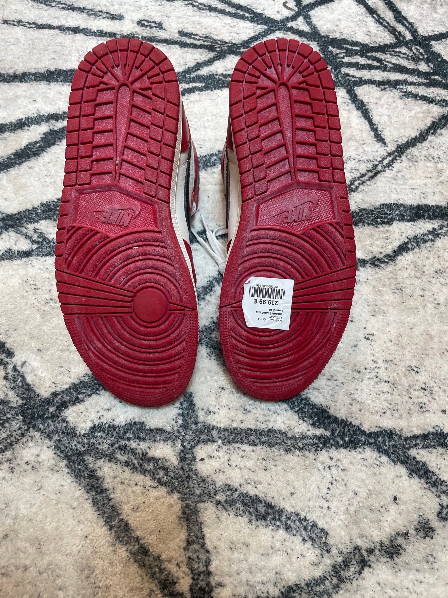 Air Jordan 1 Lost & Found