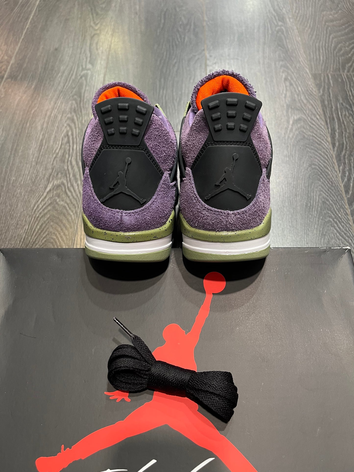 Air Jordan 4 Canyon Purple