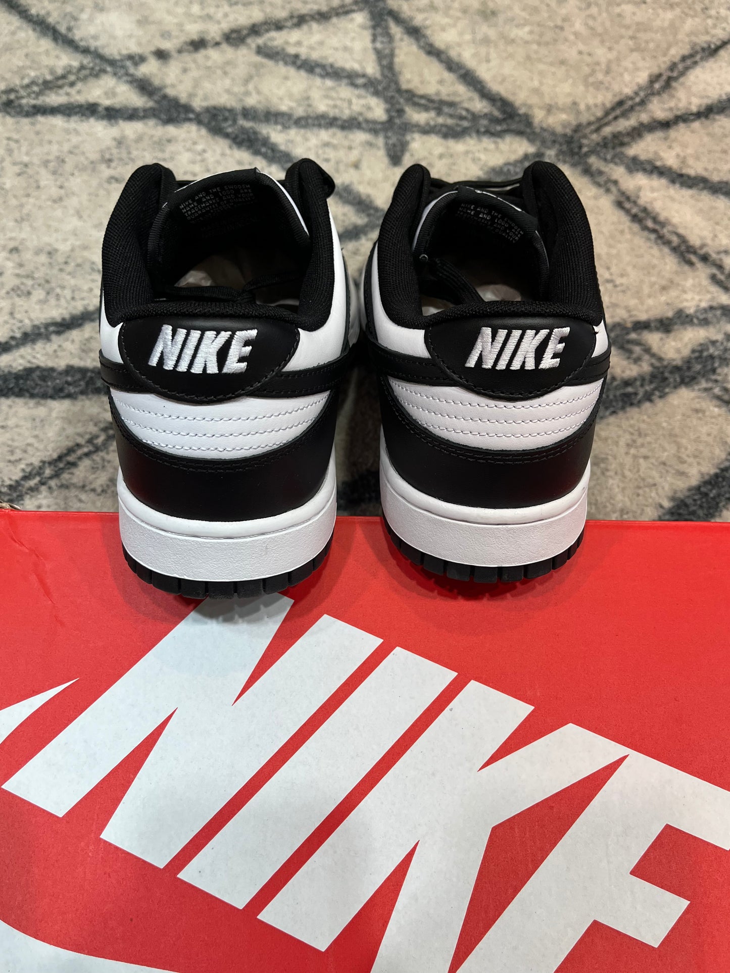 Nike Dunk Low Panda