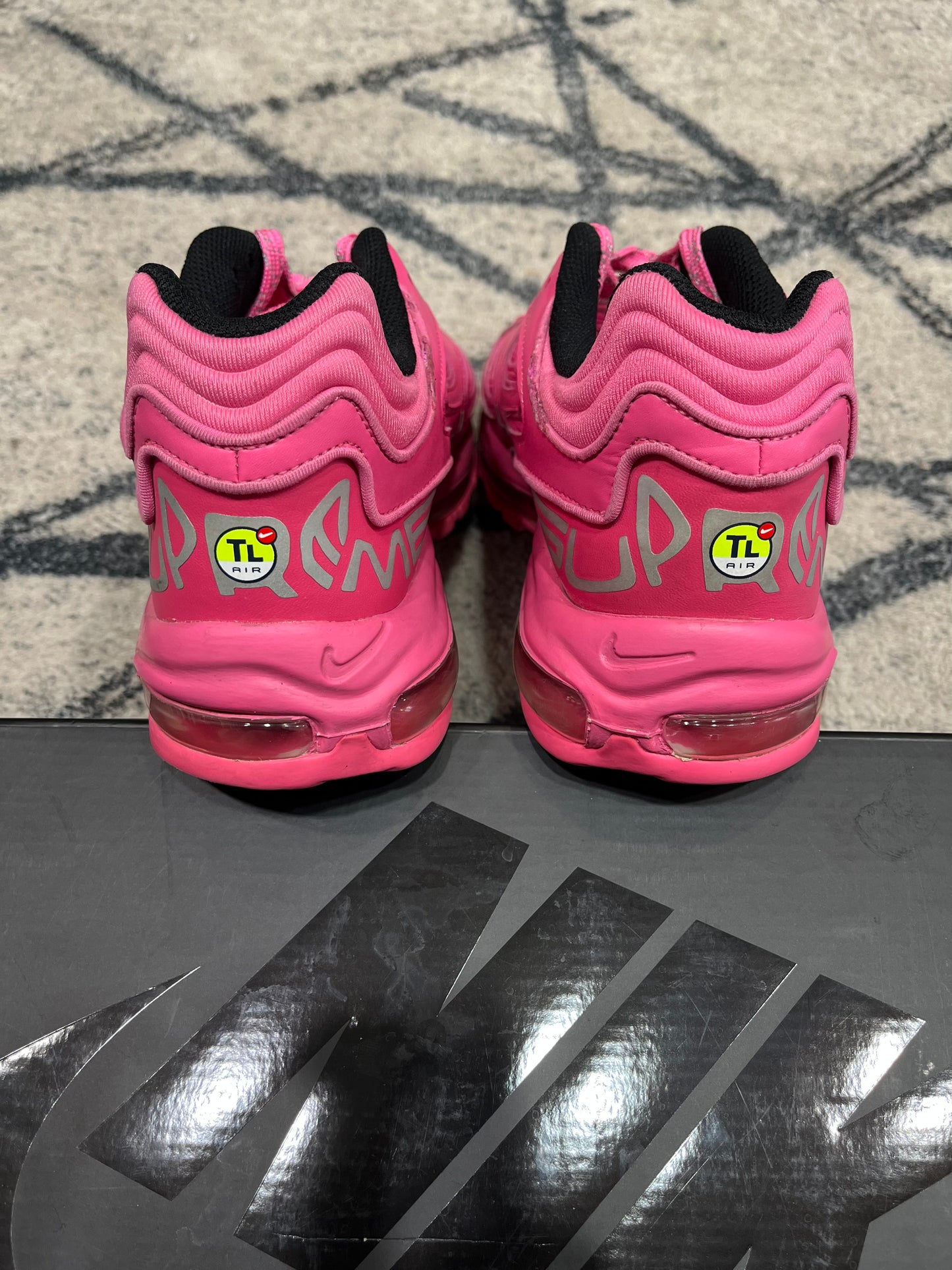 Nike Air Max 98 Supreme TL Pink