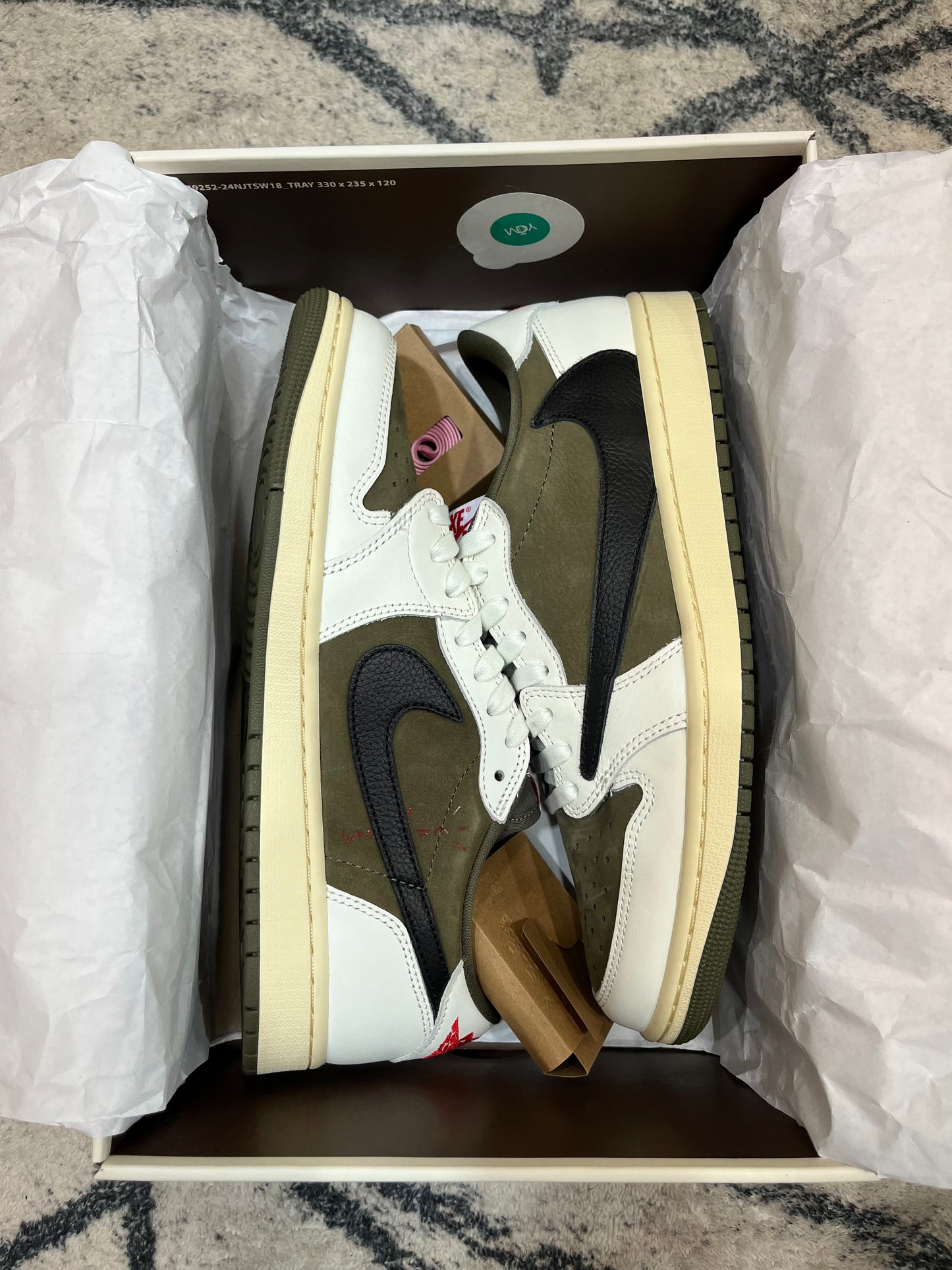 Air Jordan 1 Travis Medium Olive