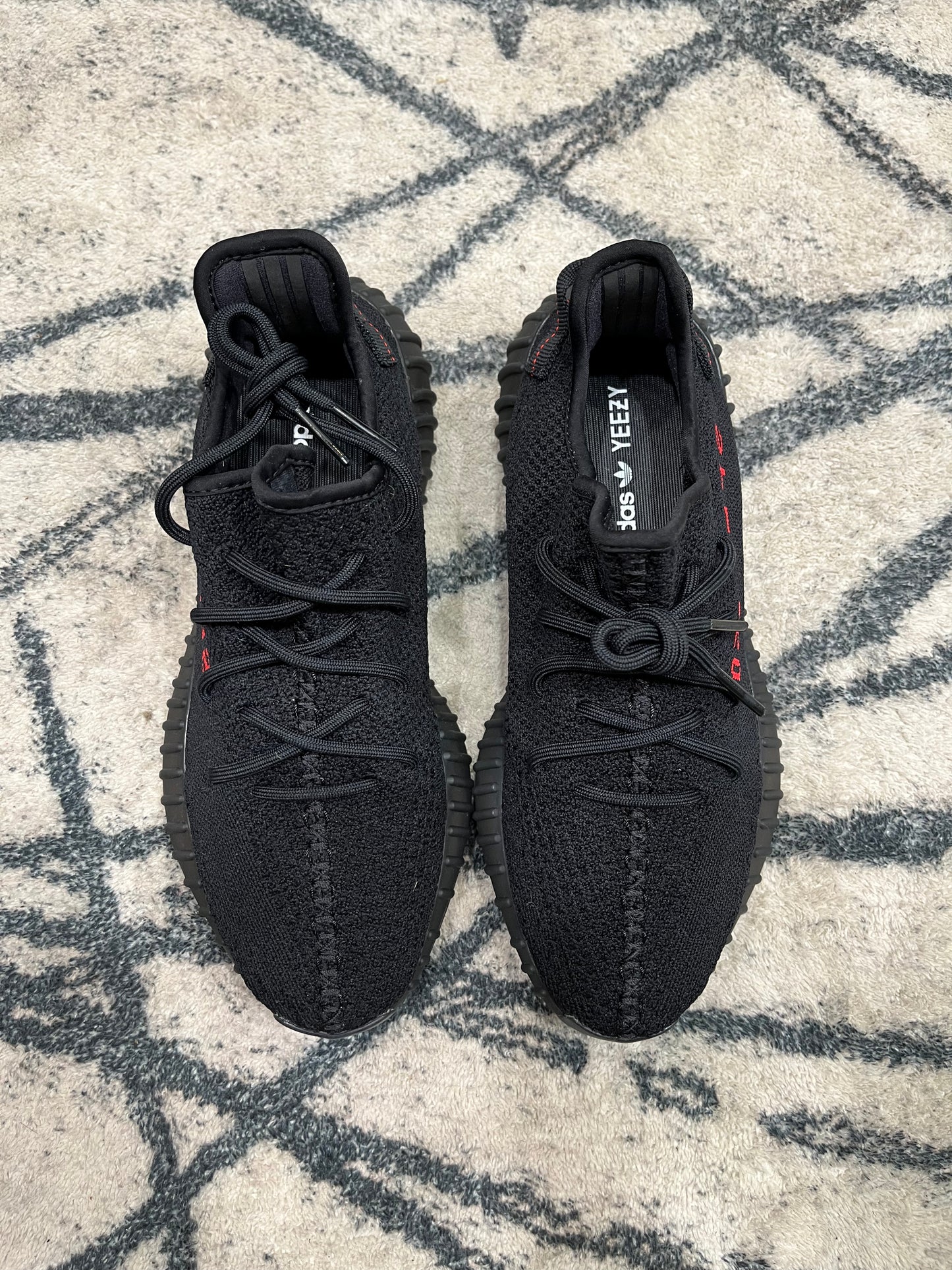 Yeezy 350 Bred