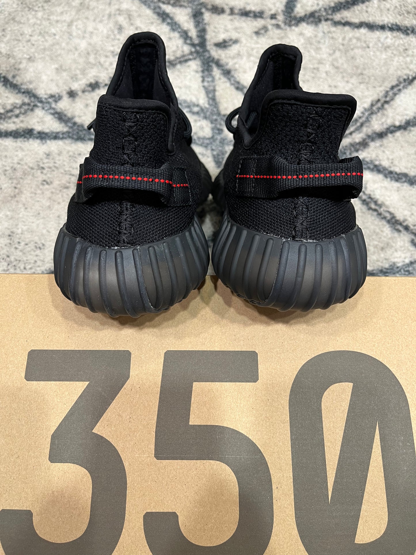 Yeezy 350 Bred
