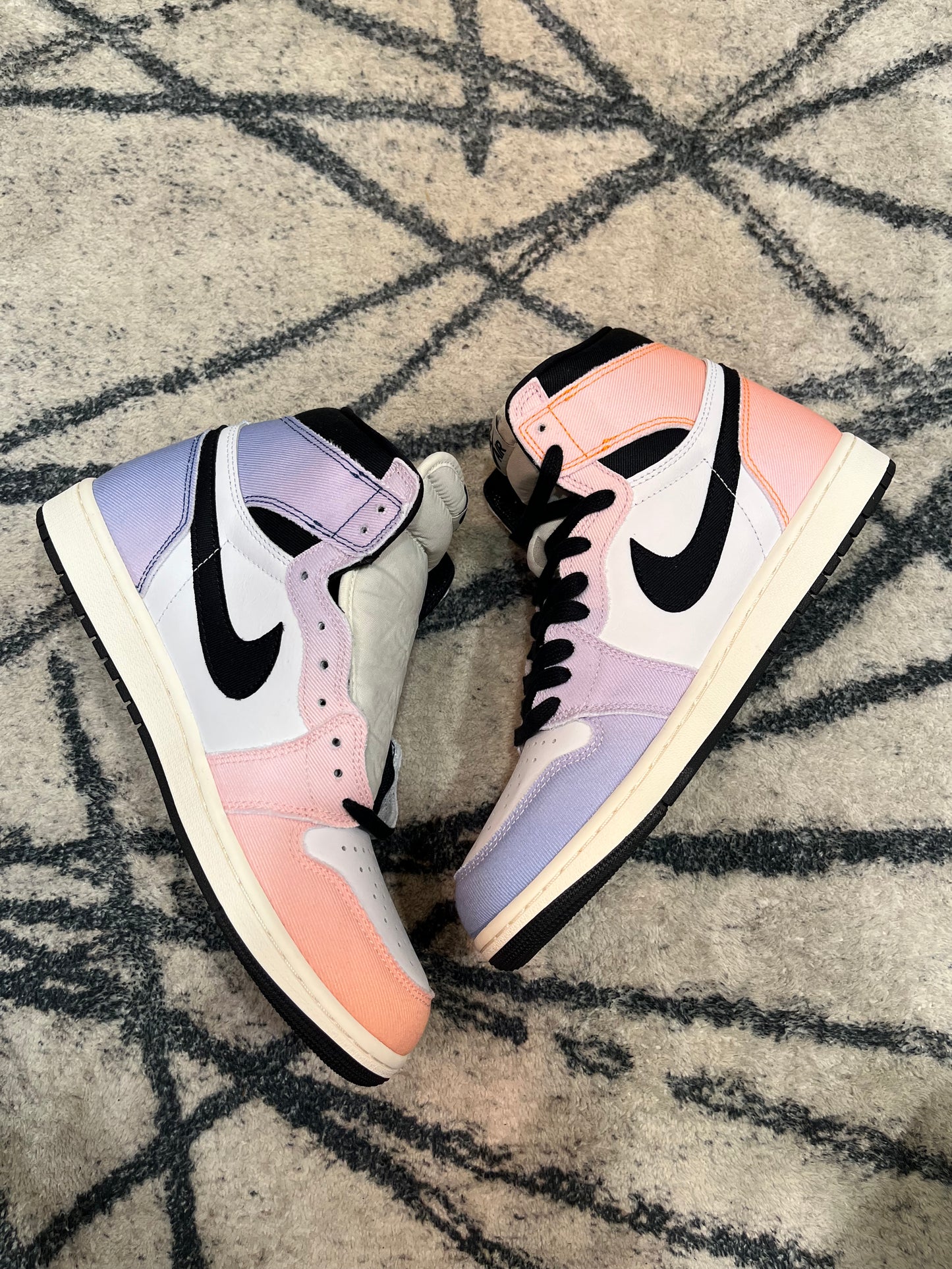 Air Jordan 1 Skyline