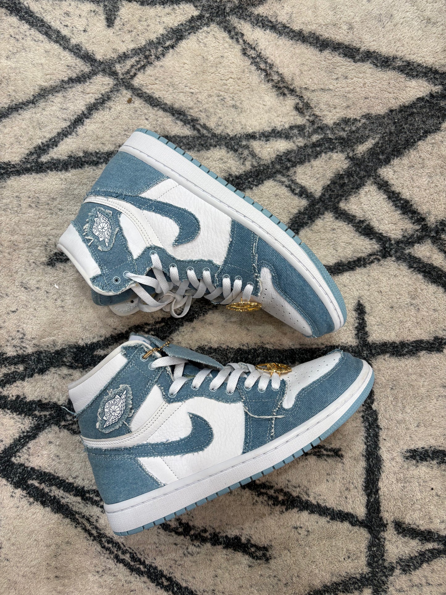 Jordan 1 Retro High OG Denim