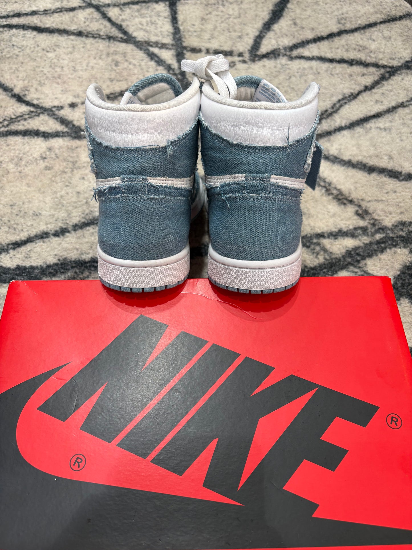 Jordan 1 Retro High OG Denim