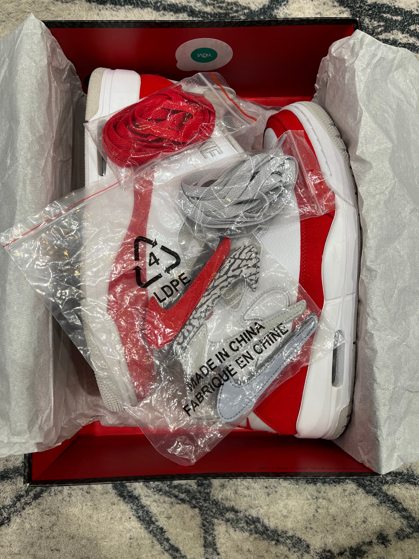 Air Jordan 3 Tinker Red