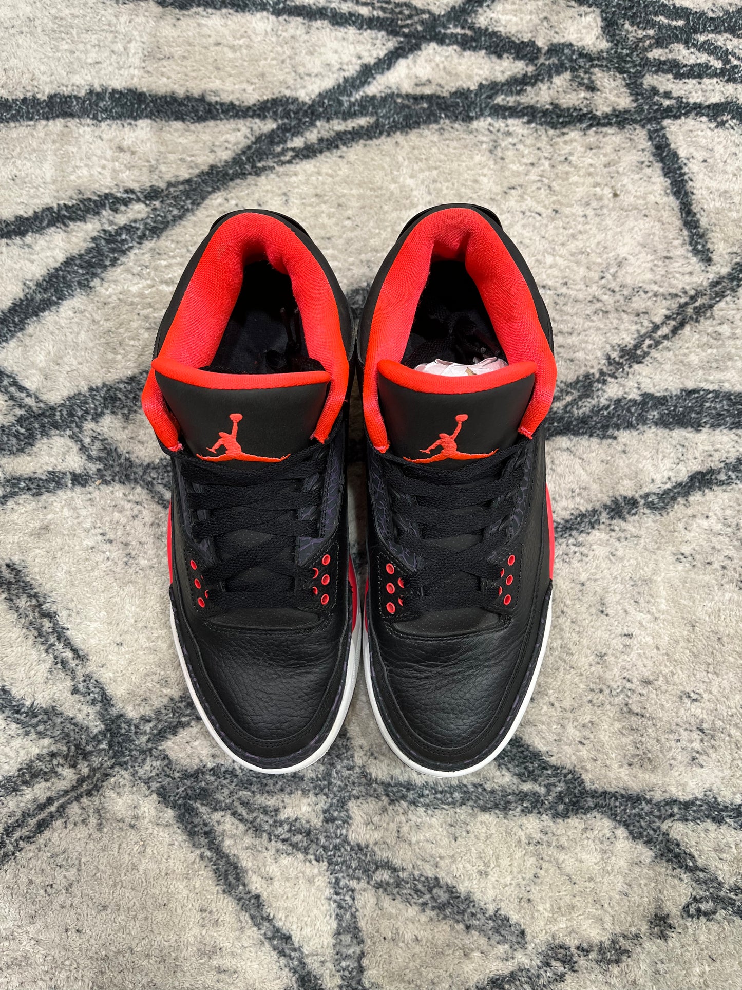 Air Jordan 3 Crimson