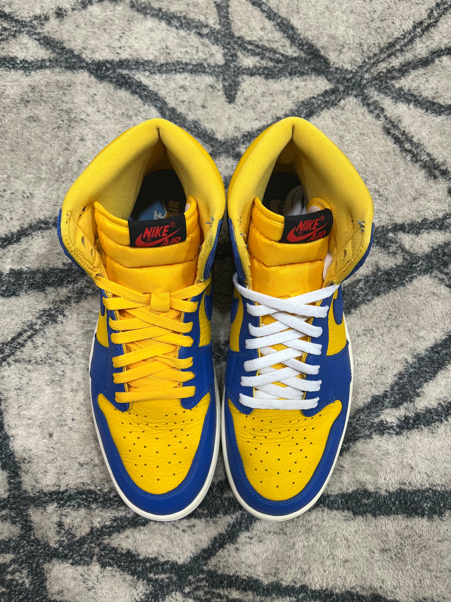 Air Jordan 1 High Laney