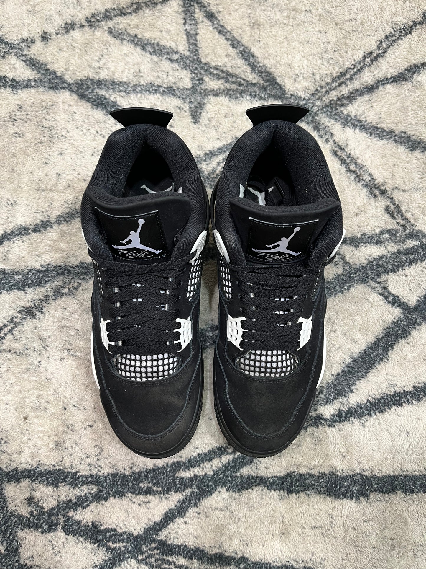 Air Jordan 4 White Thunder