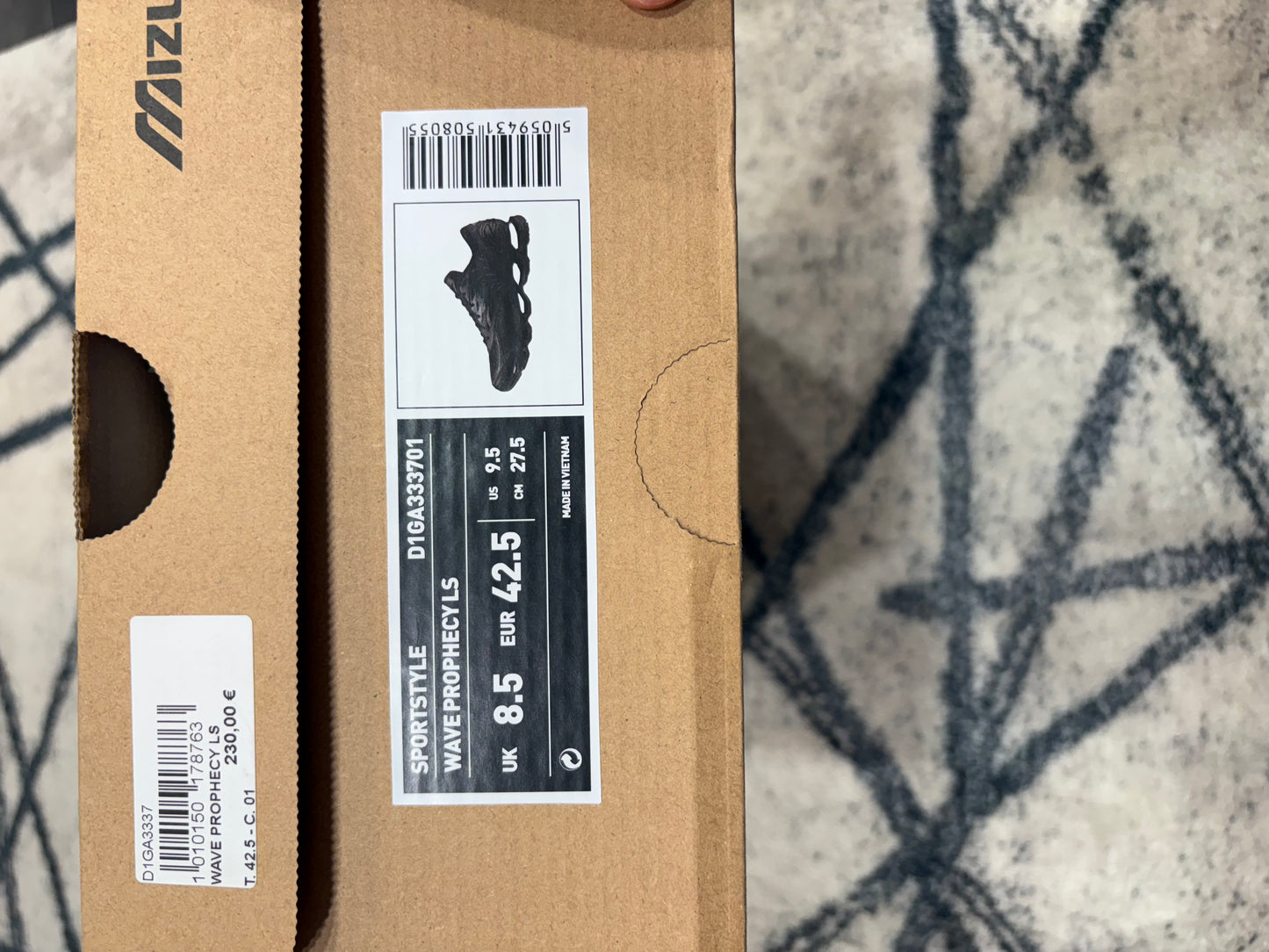 Mizuno Wave Prophecy Black