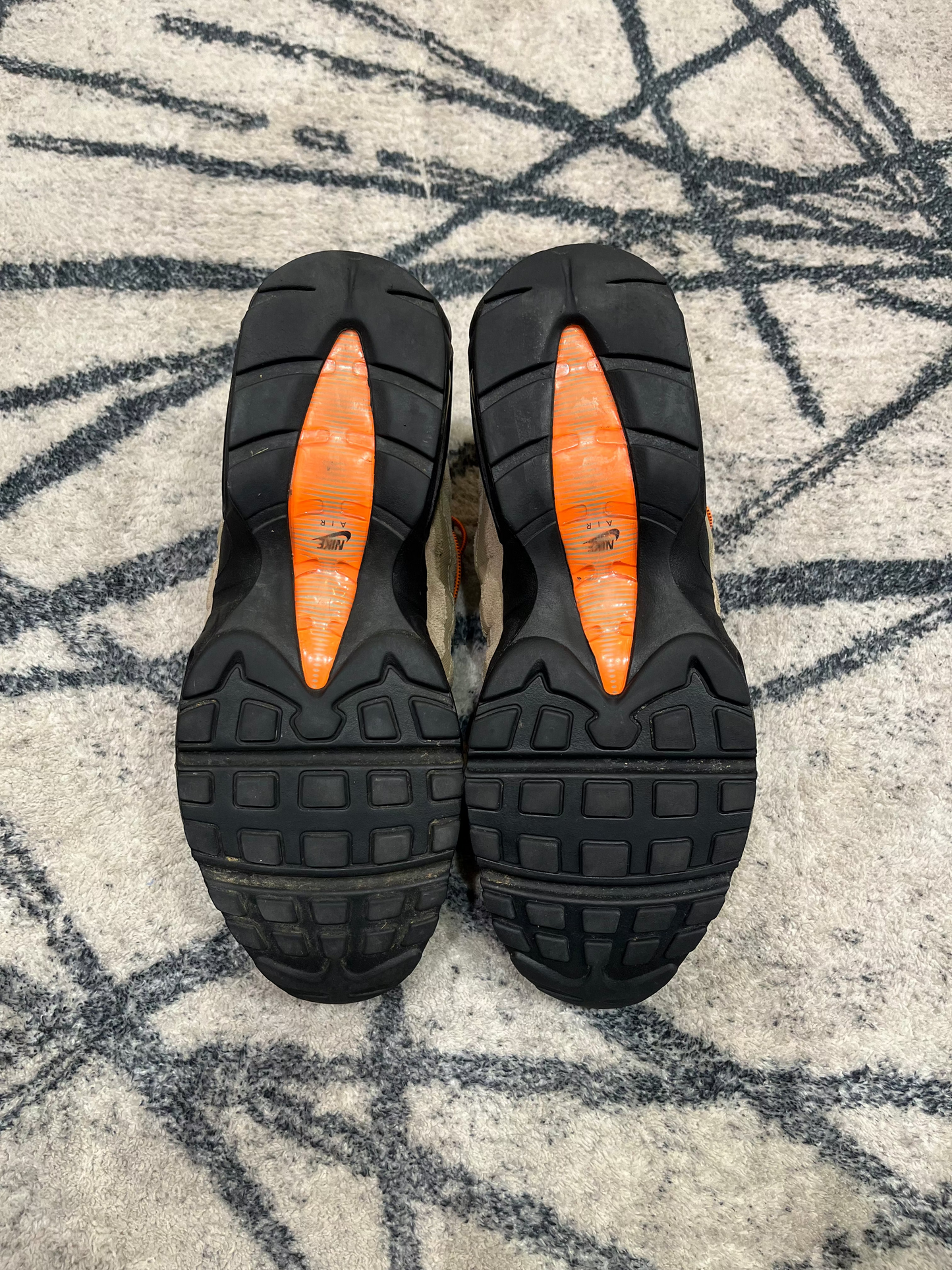 Nike Air Max 95 Khaki Total Orange