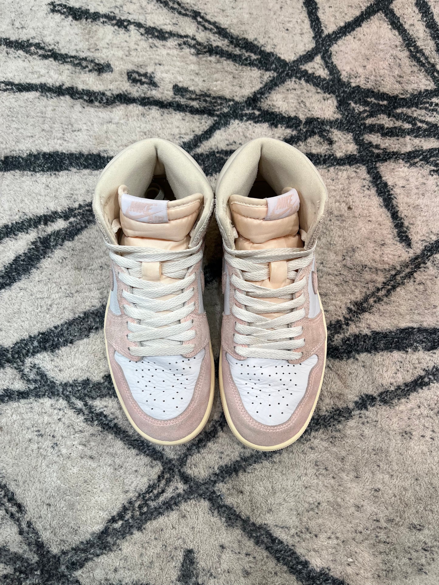 Air Jordan 1 Washed Pink