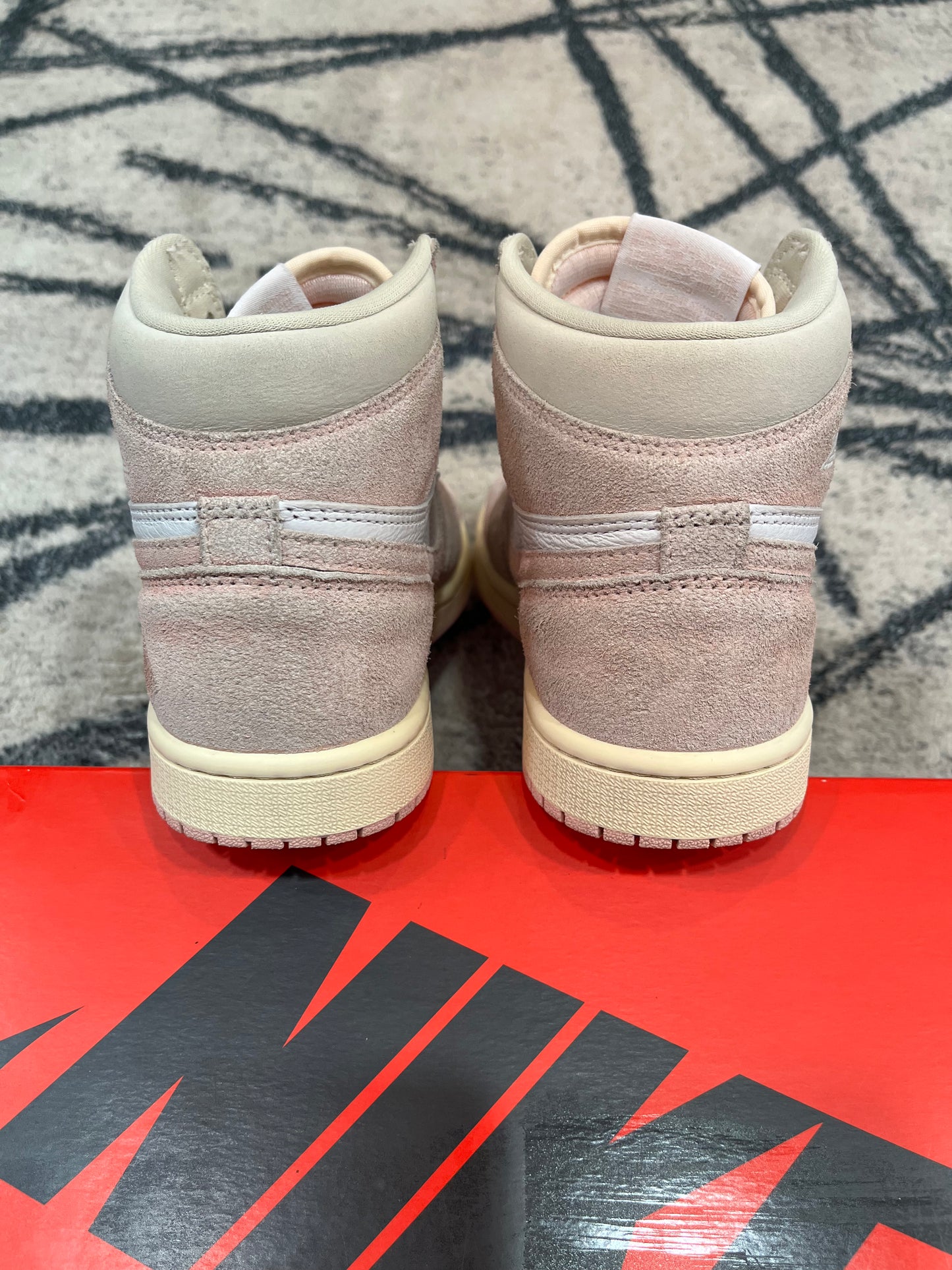Air Jordan 1 Washed Pink