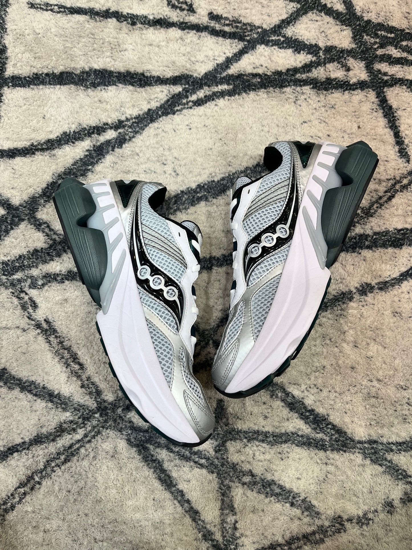 Sauconny Grid NXT Green