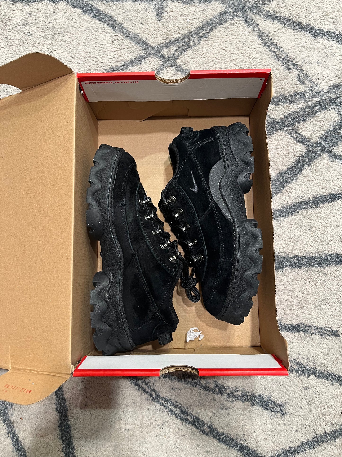 Nike Lahar Low Black