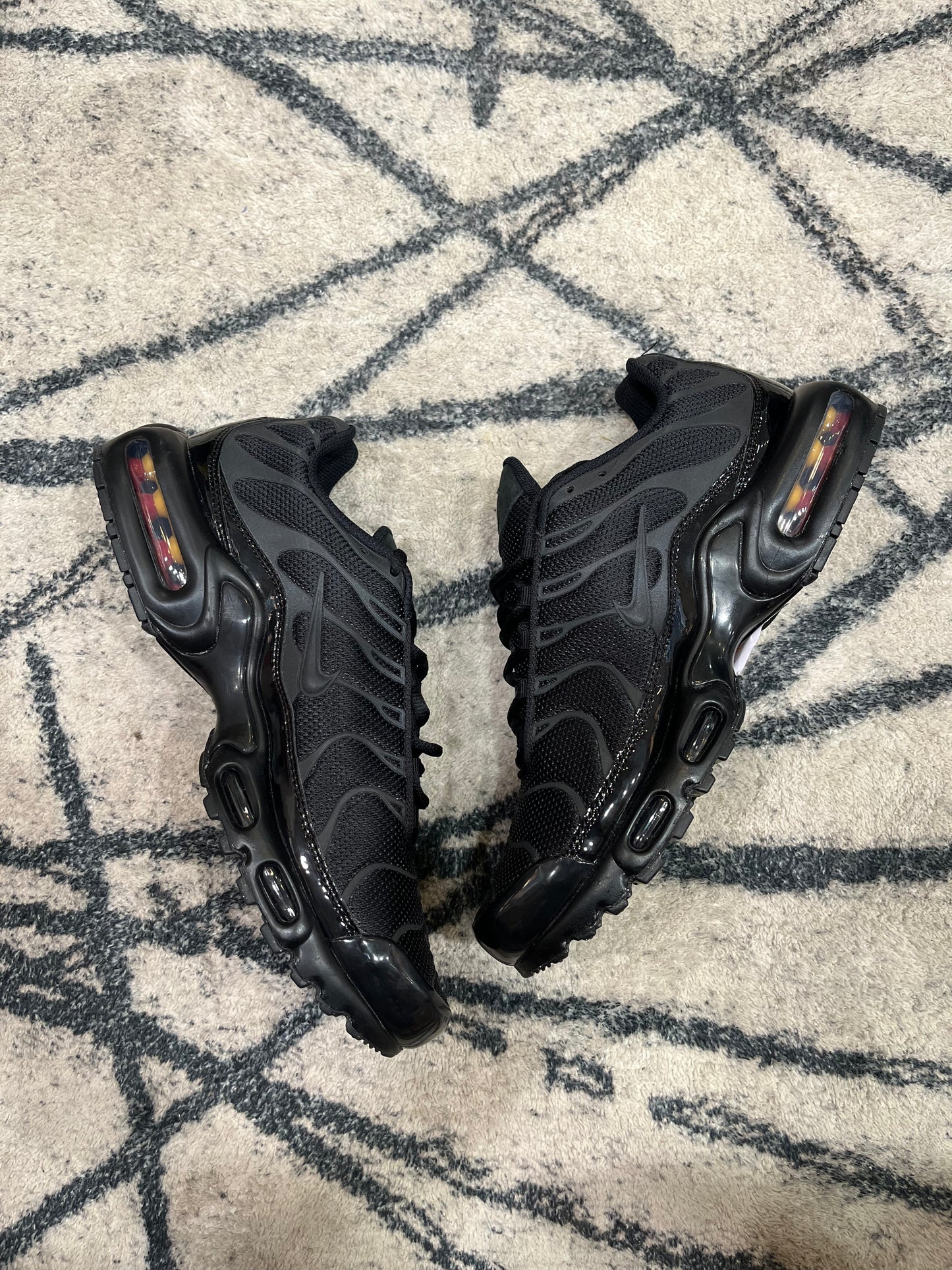 Nike Air Max Plus Triple Black
