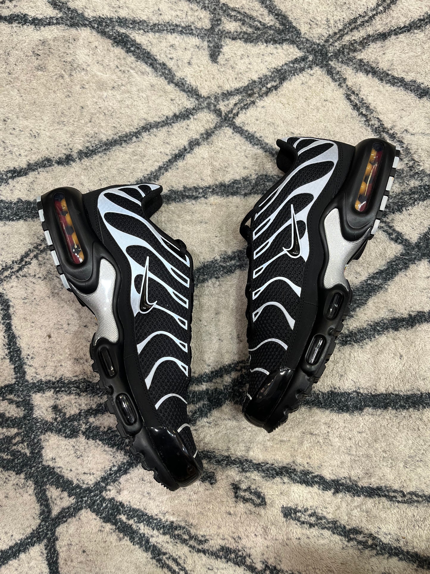 Nike Air Max Plus Black Metallic