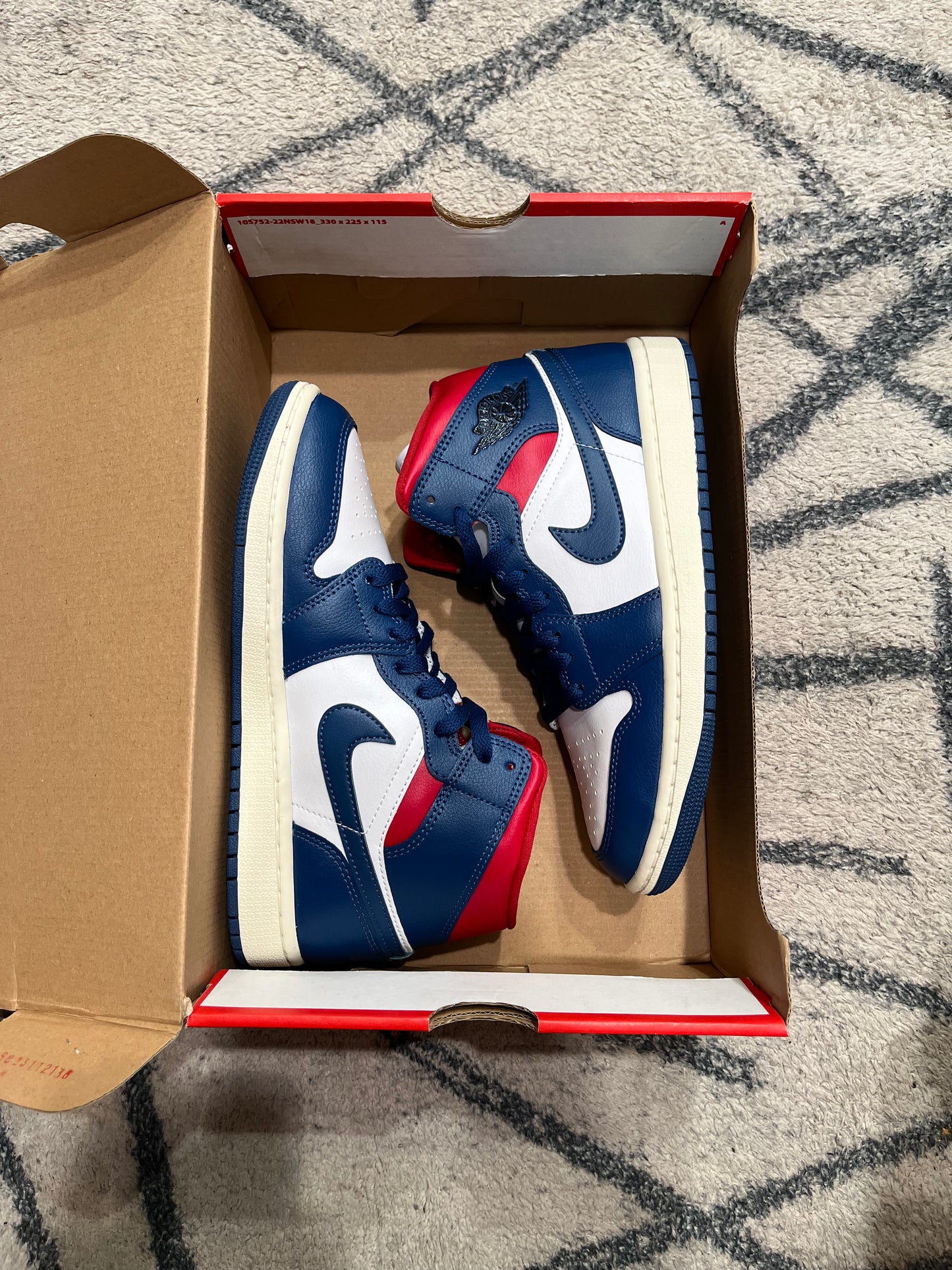 Air Jordan 1 Mid French Blue Gym Red