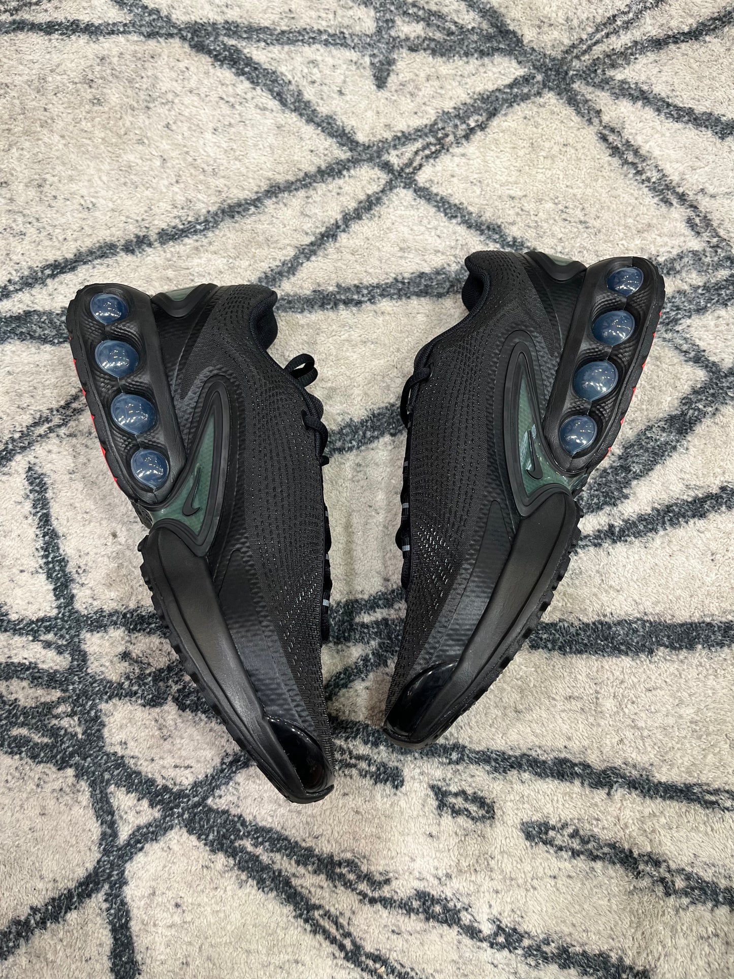 Nike Air Max DN Supreme Black