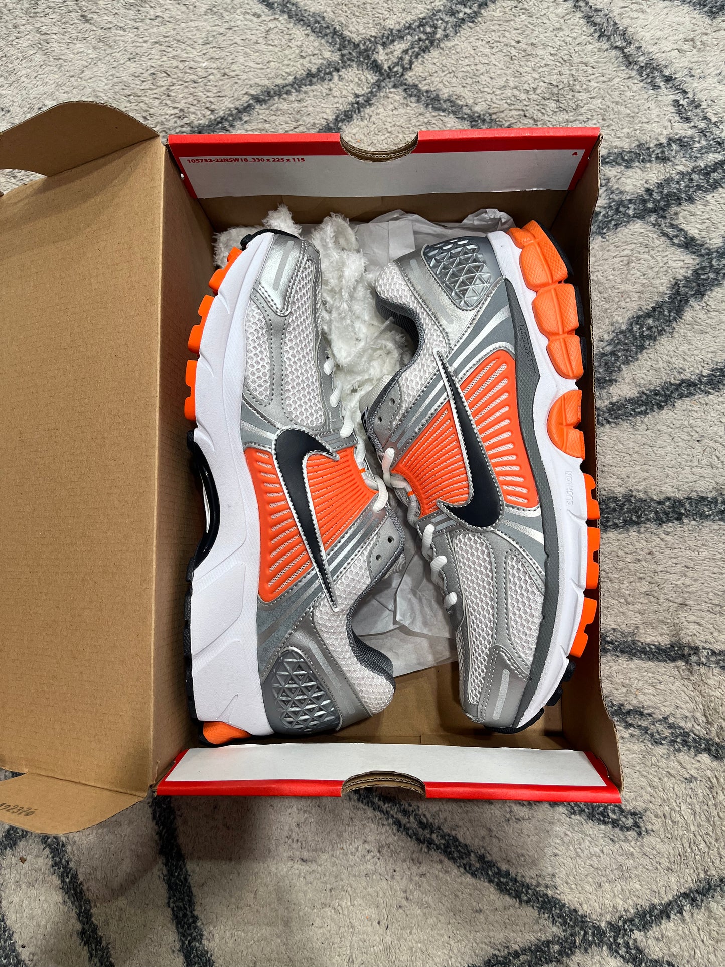 Nike Vomero 5 Fluffy Dark Obsidian Orange