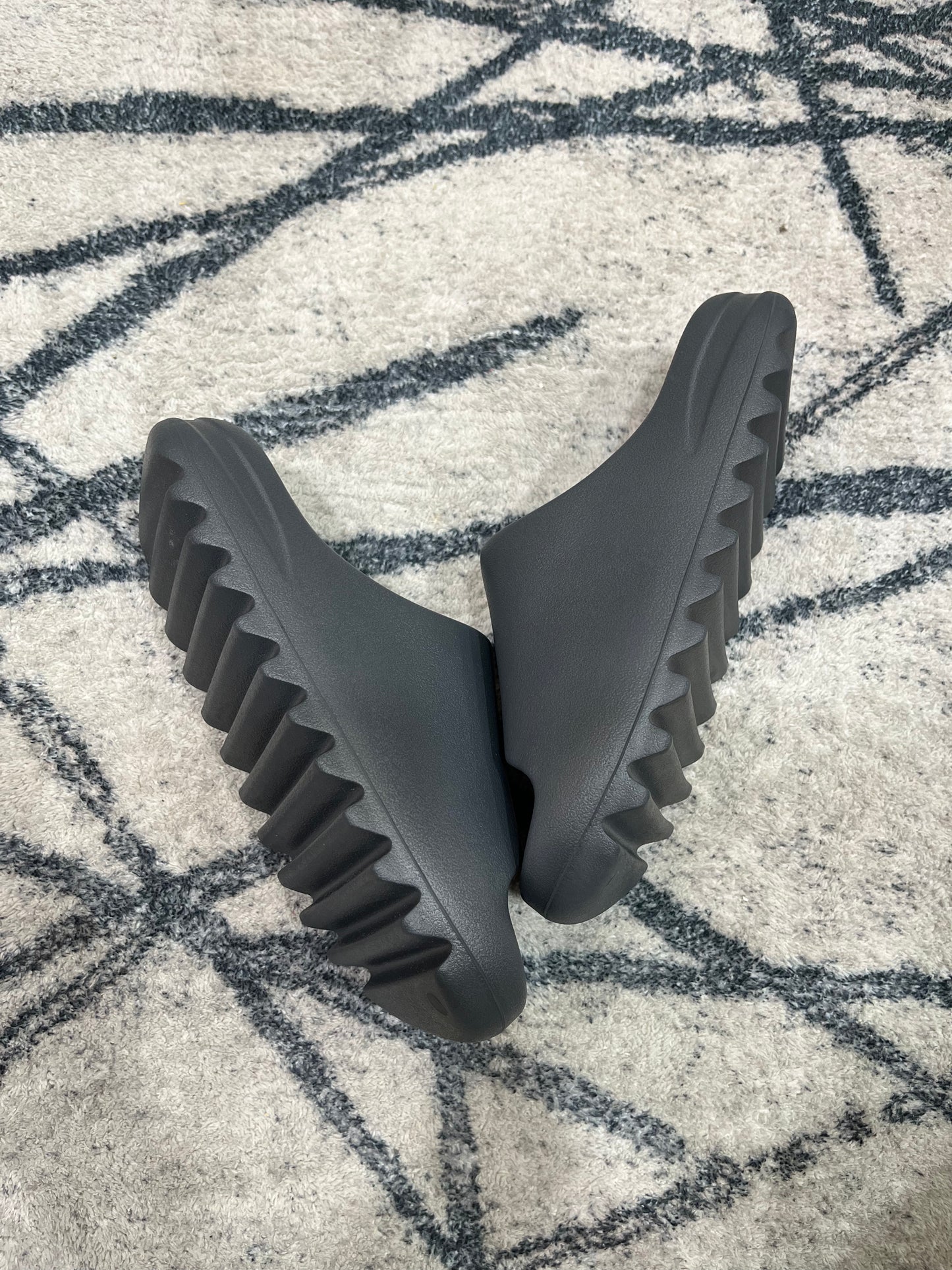 Yeezy Slide Granit