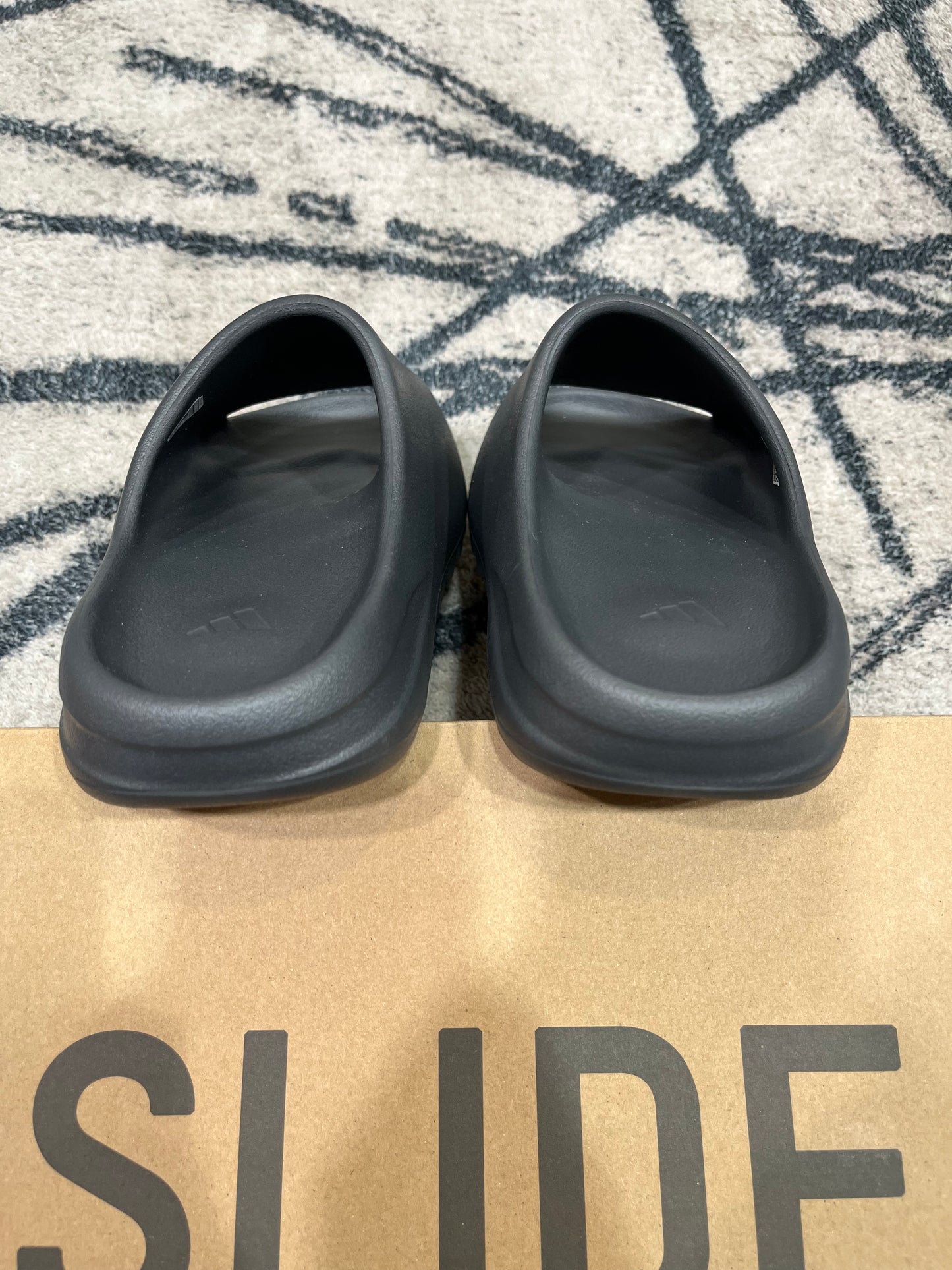 Yeezy Slide Granit