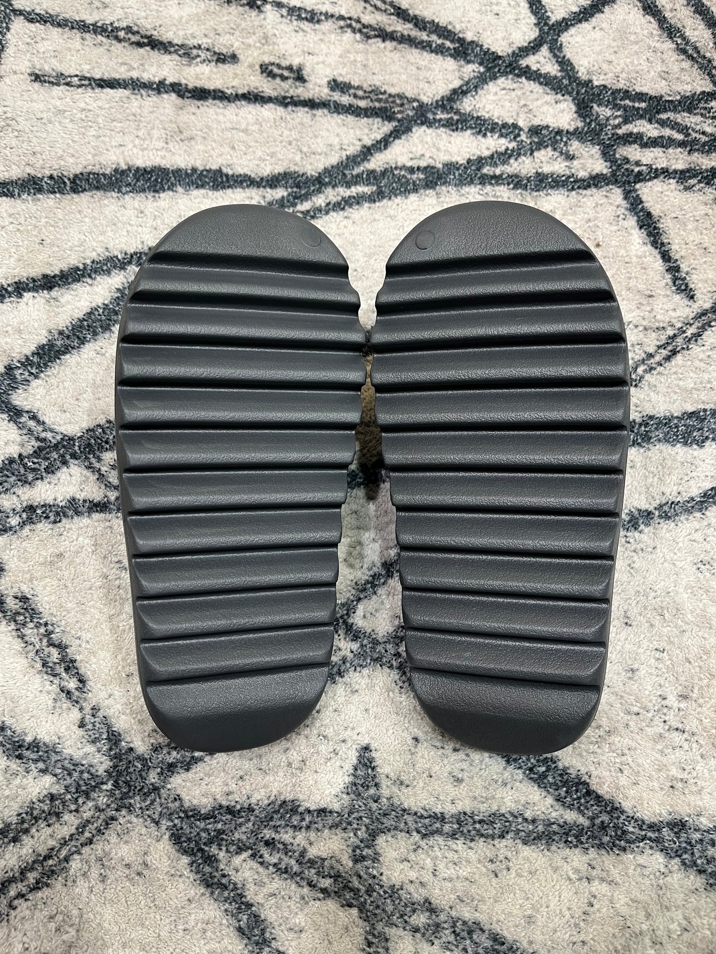 Yeezy Slide Granit