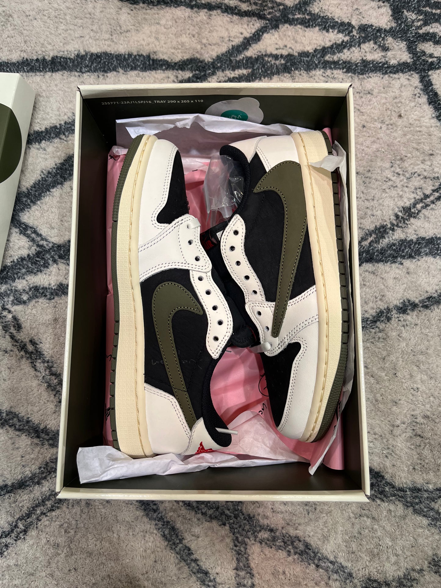 Air Jordan 1 Travis Reverse Olive