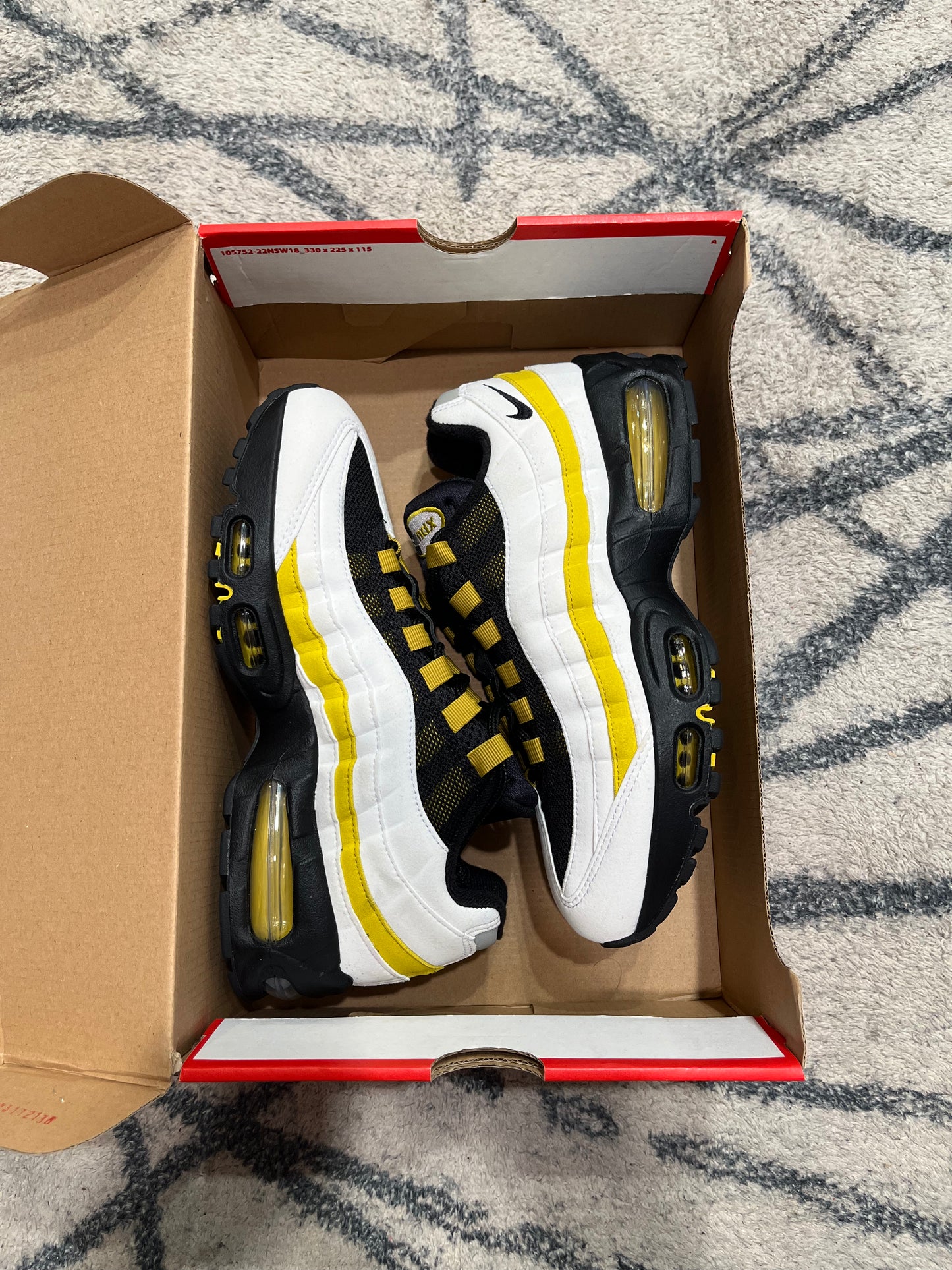 Nike Air Max 95 OG White Safran Quartz Noir