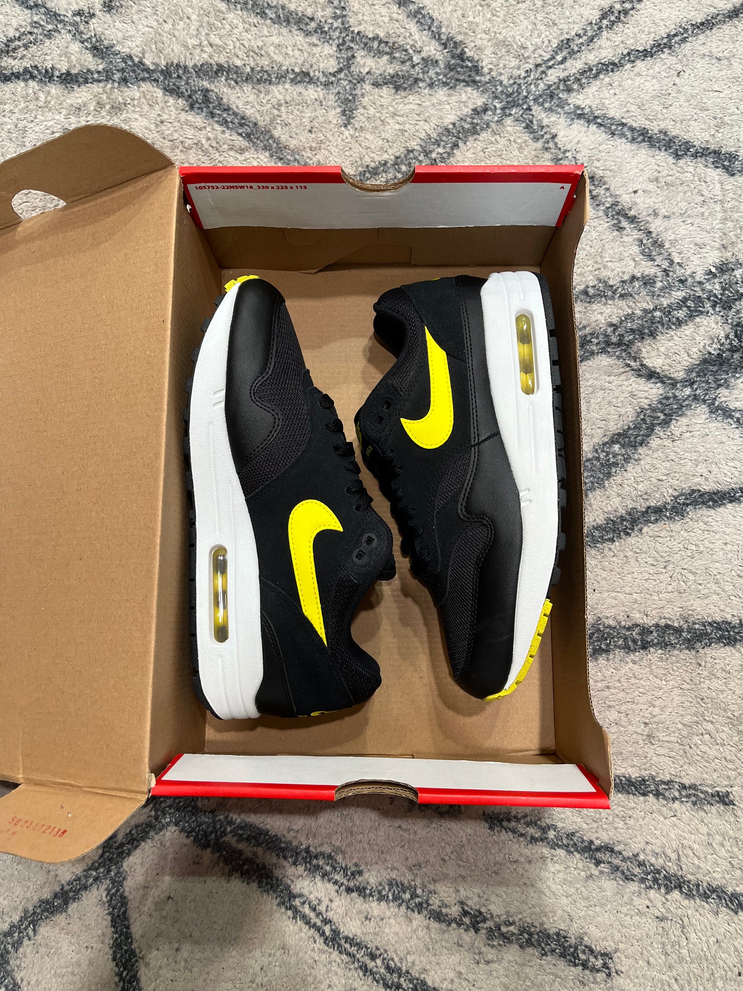 Nike Air Max 1 Essential Batman
