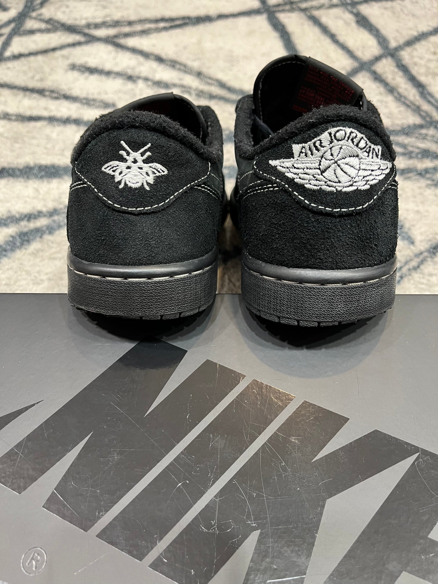 Air Jordan 1 Travis Scott Phantom