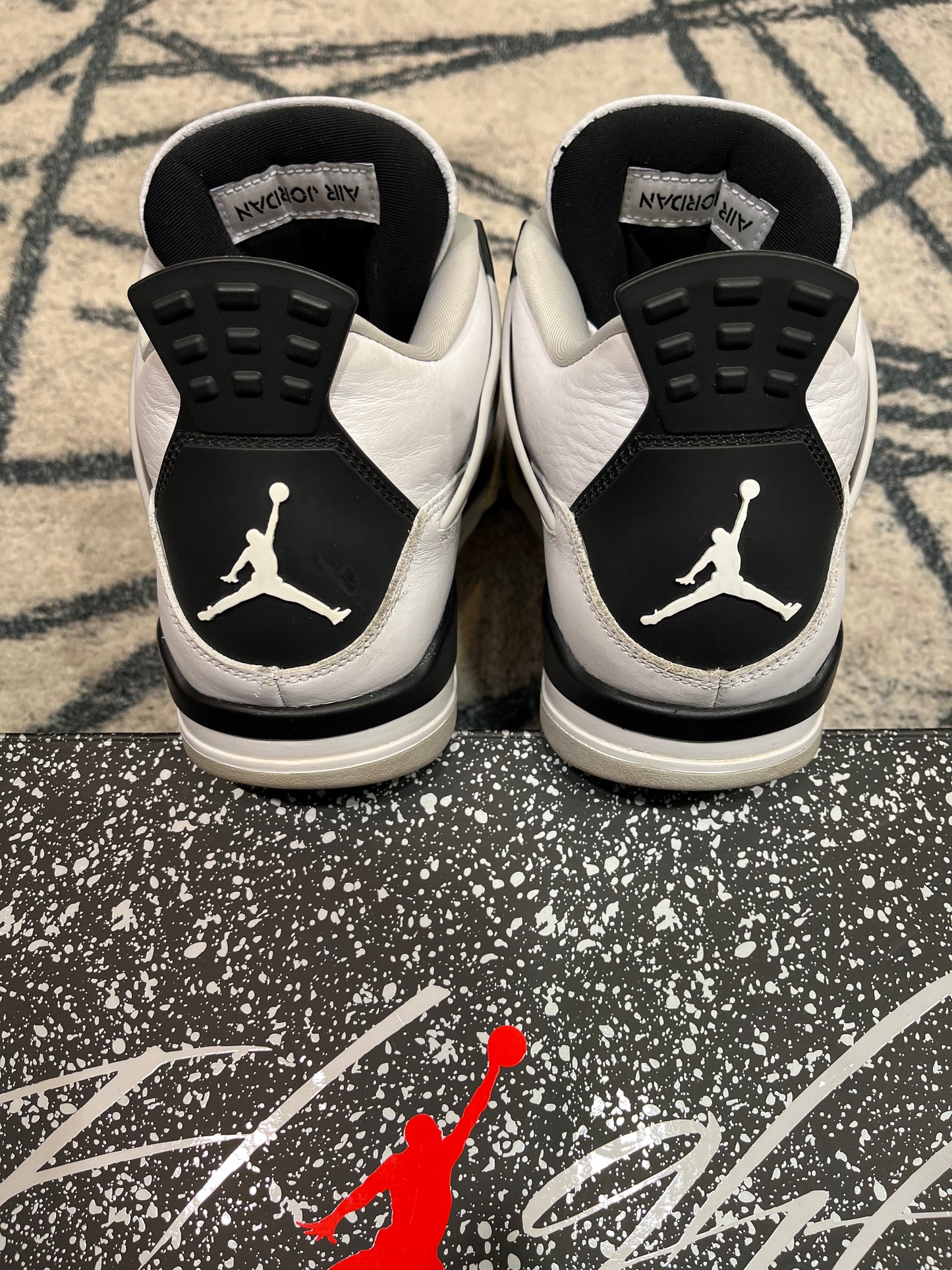 Air Jordan 4 Military Black