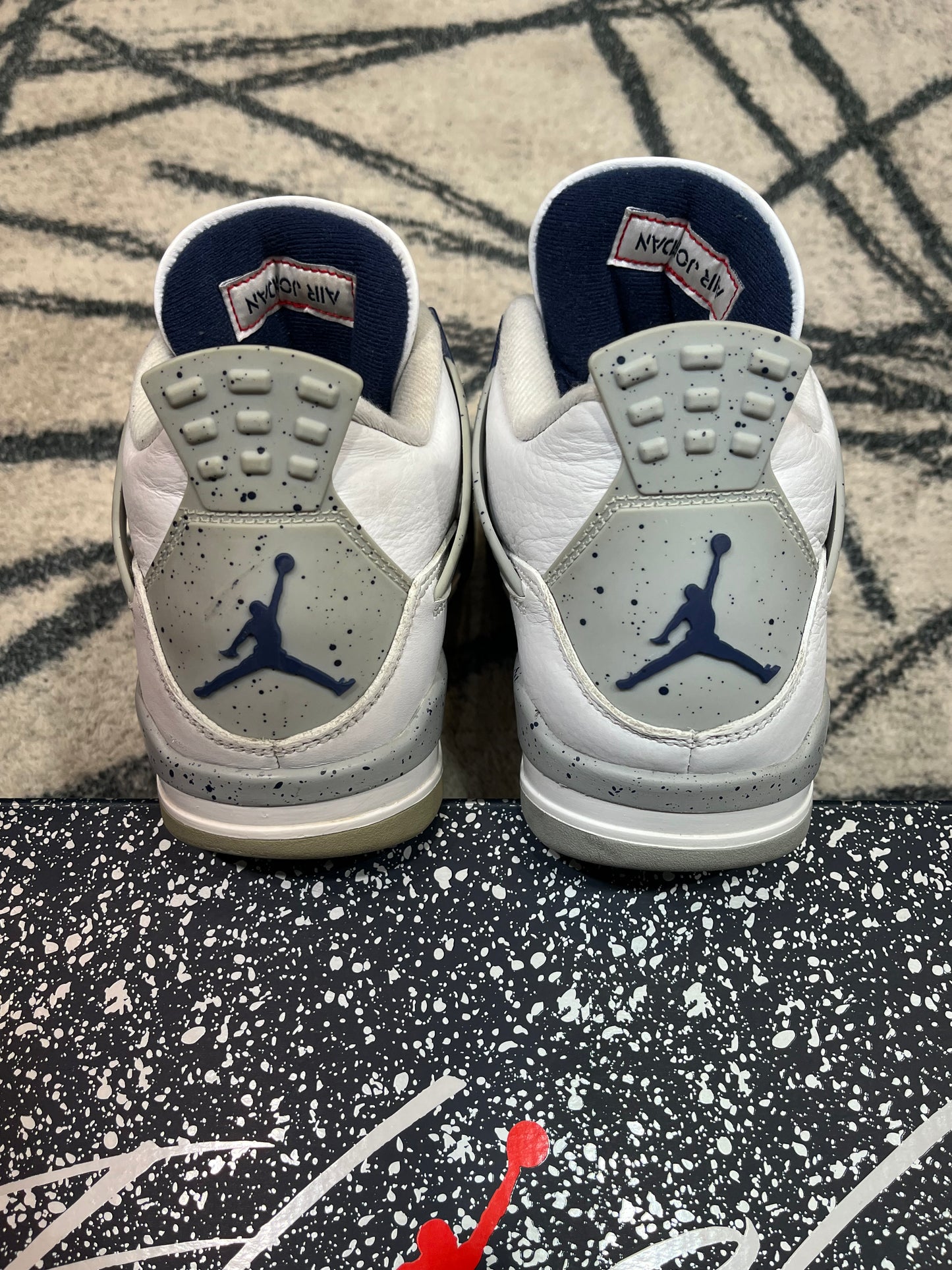 Air Jordan 4 Midnight Navy