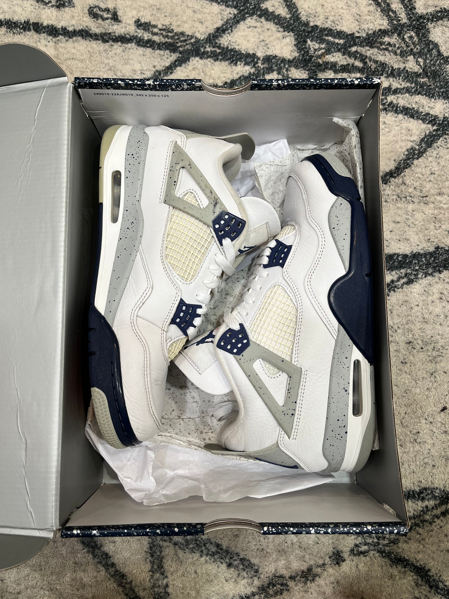 Air Jordan 4 Midnight Navy