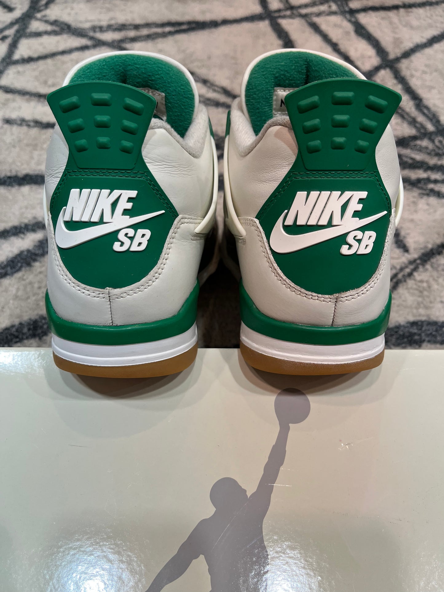 Air Jordan 4 Pine Green