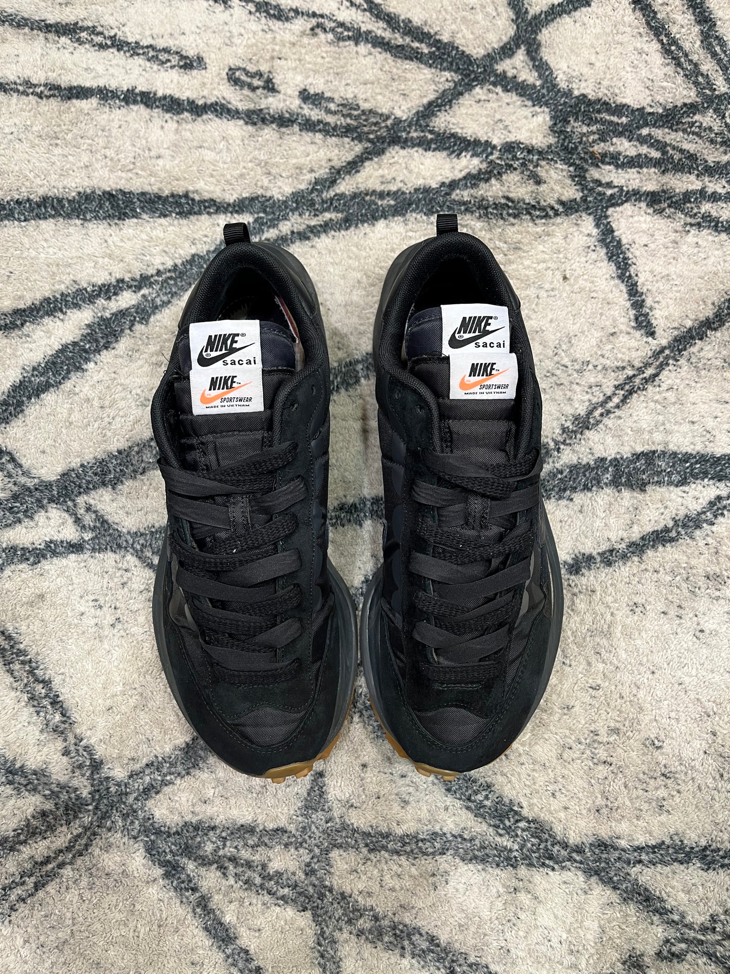 Sacai Vaporwaffle Black Gum