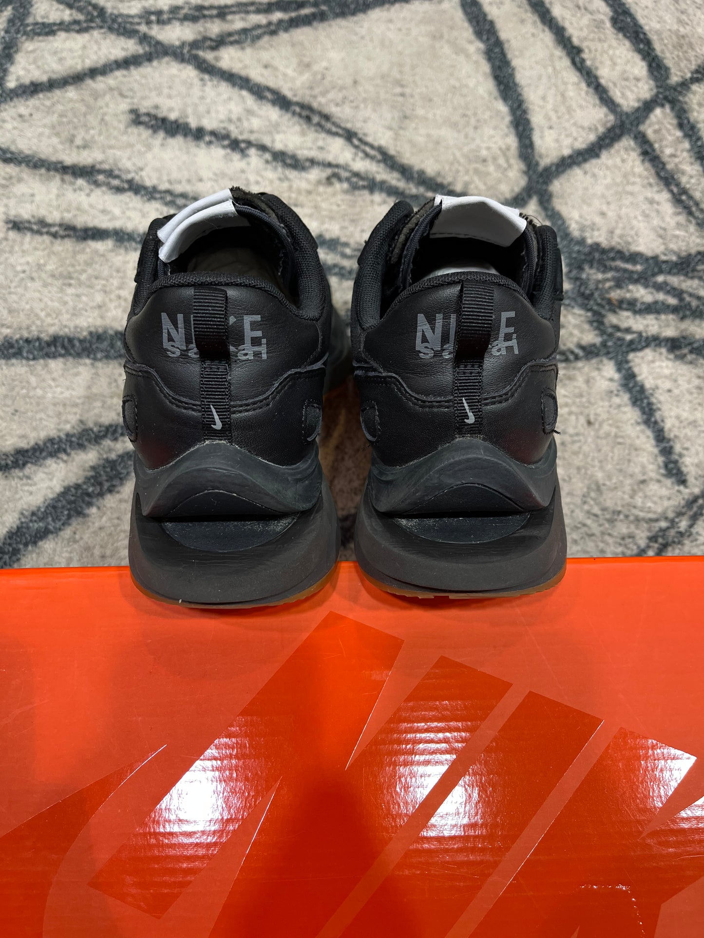 Sacai Vaporwaffle Black Gum